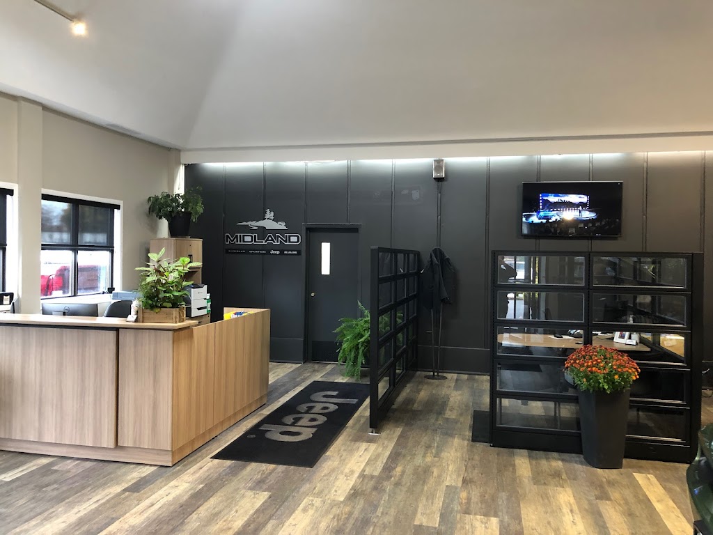 Midland Chrysler | 723 King St, Midland, ON L4R 4K5, Canada | Phone: (888) 378-7034