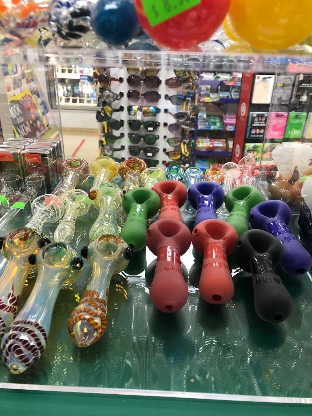 Springbank Head shop | 360 Springbank Dr #6, London, ON N6J 1G5, Canada | Phone: (519) 474-3339