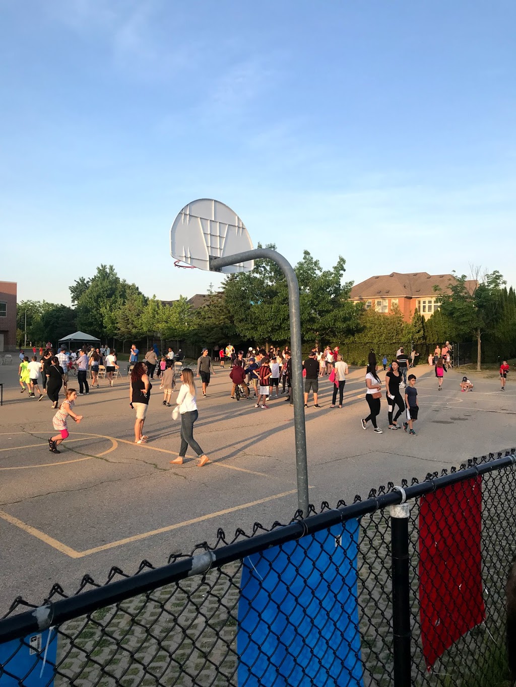 St. Luke Catholic Elementary School | 1280 Cobalt St, Mississauga, ON L5H 4L8, Canada | Phone: (905) 274-2760