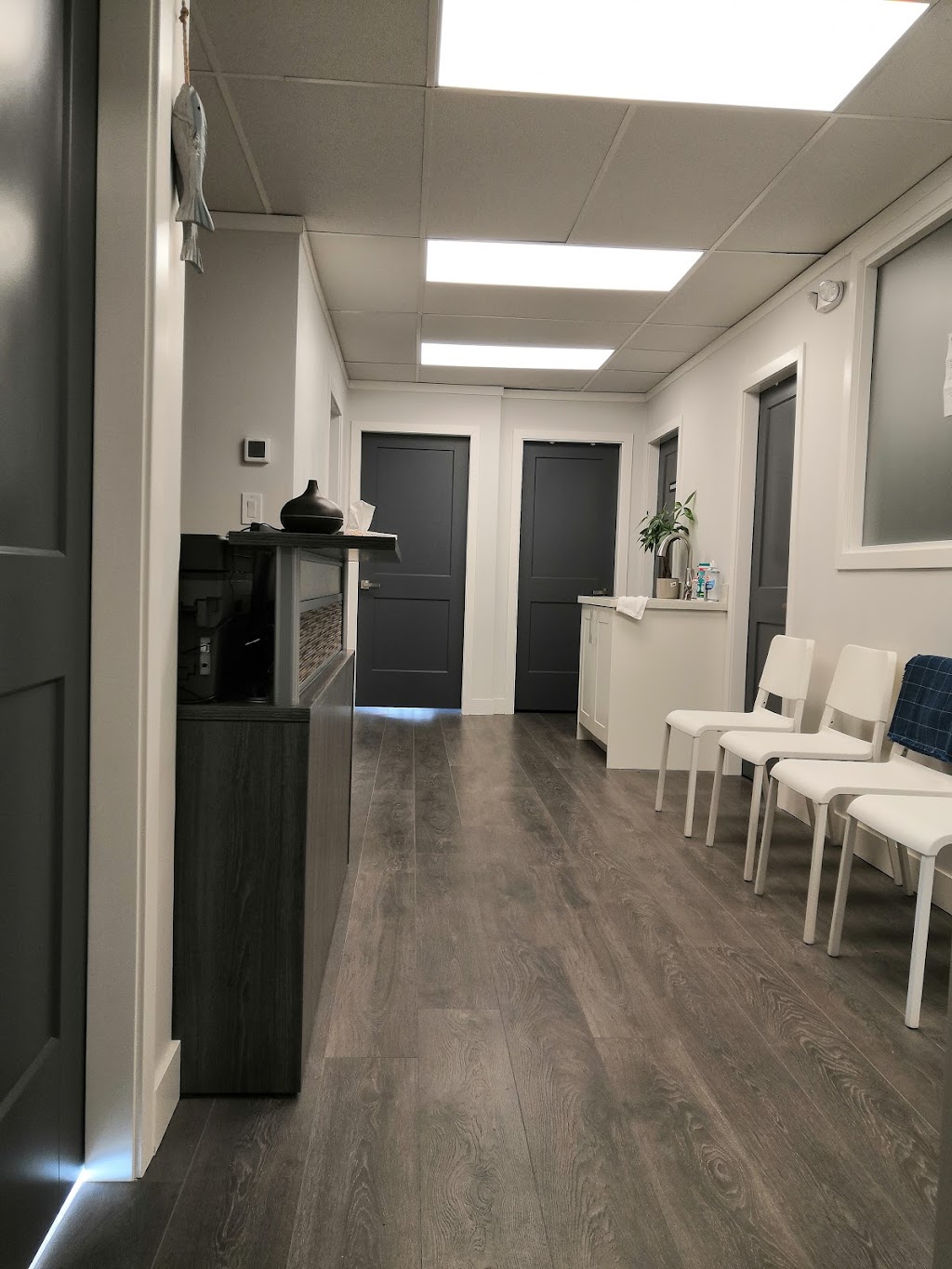 fraser valley health & wellness centre | 9547 152 St unit 111 and 220, Surrey, BC V3R 5Y5, Canada | Phone: (604) 585-7979