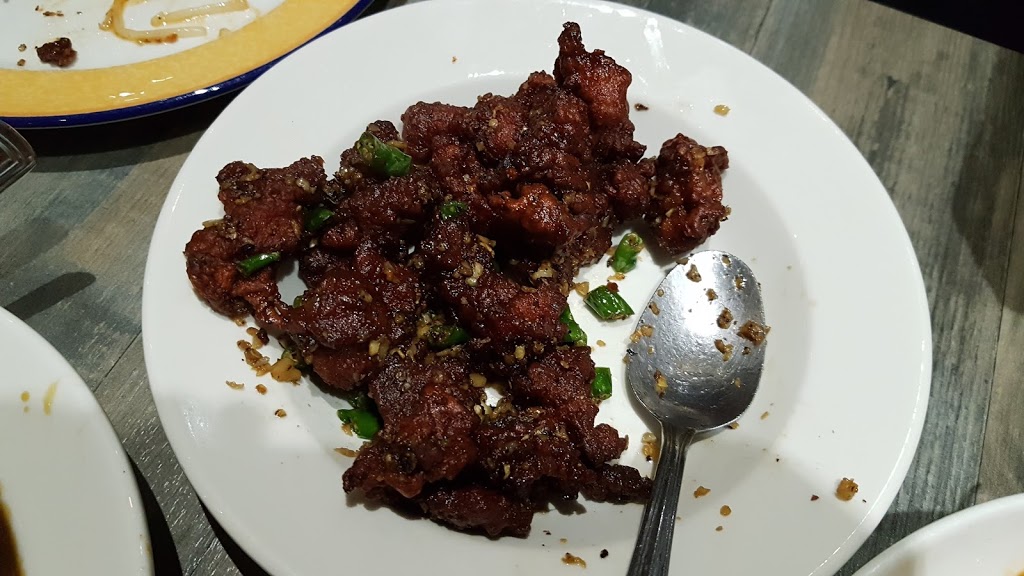 China Palace CourtneyPark | 80 Courtneypark Dr E k4, Mississauga, ON L5T 2Y3, Canada | Phone: (905) 696-8688