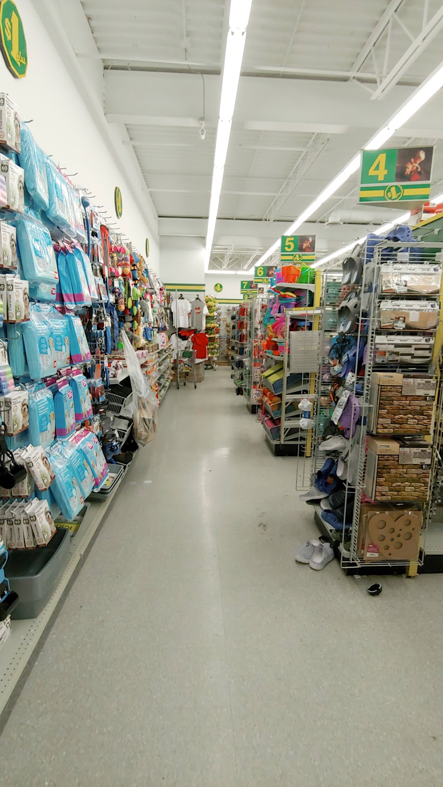 Dollarama | 1620-1624 Wilson Avenue York Sheridan Mall, North York, ON M3L 1B2, Canada | Phone: (416) 245-4220
