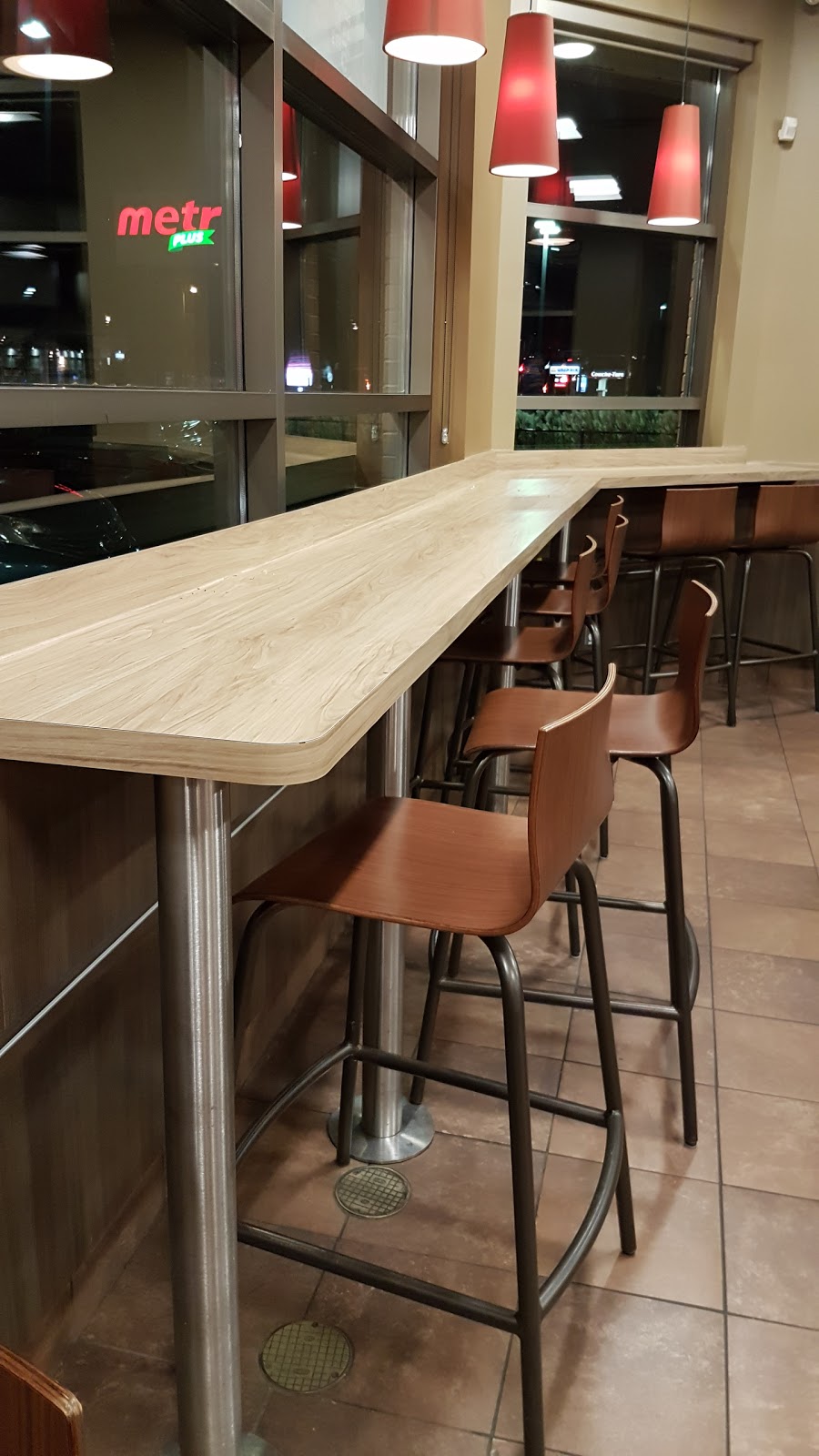 Tim Hortons | 105 Boulevard Cardinal Léger, Pincourt, QC J7V 3Y3, Canada | Phone: (514) 453-8282