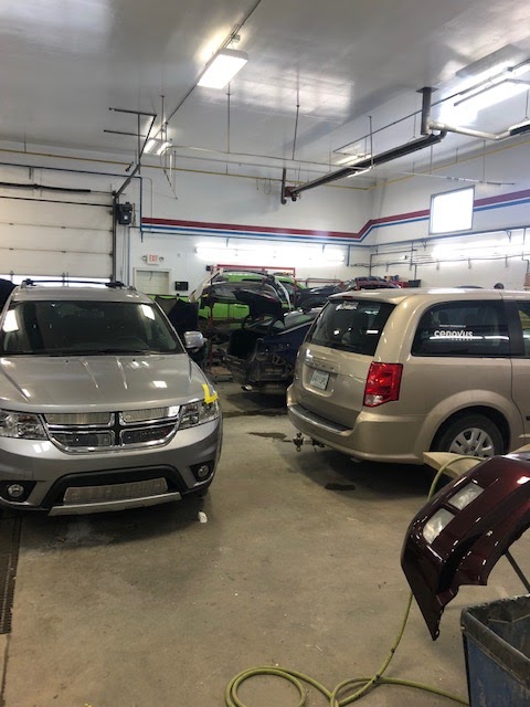 East Wey Auto Body Inc | 79 17 St, Weyburn, SK S4H 2Y9, Canada | Phone: (306) 842-7324