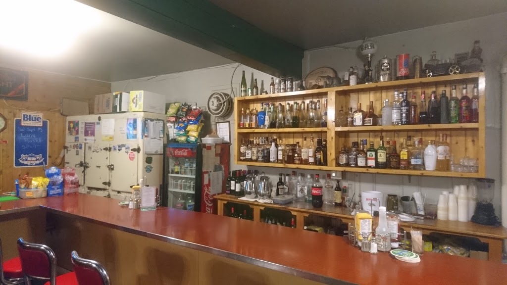 Lakeview Tavern & Restaurant | 5771 Lennox and Addington County Rd 41, Erinsville, ON K0K 2A0, Canada | Phone: (613) 379-5550