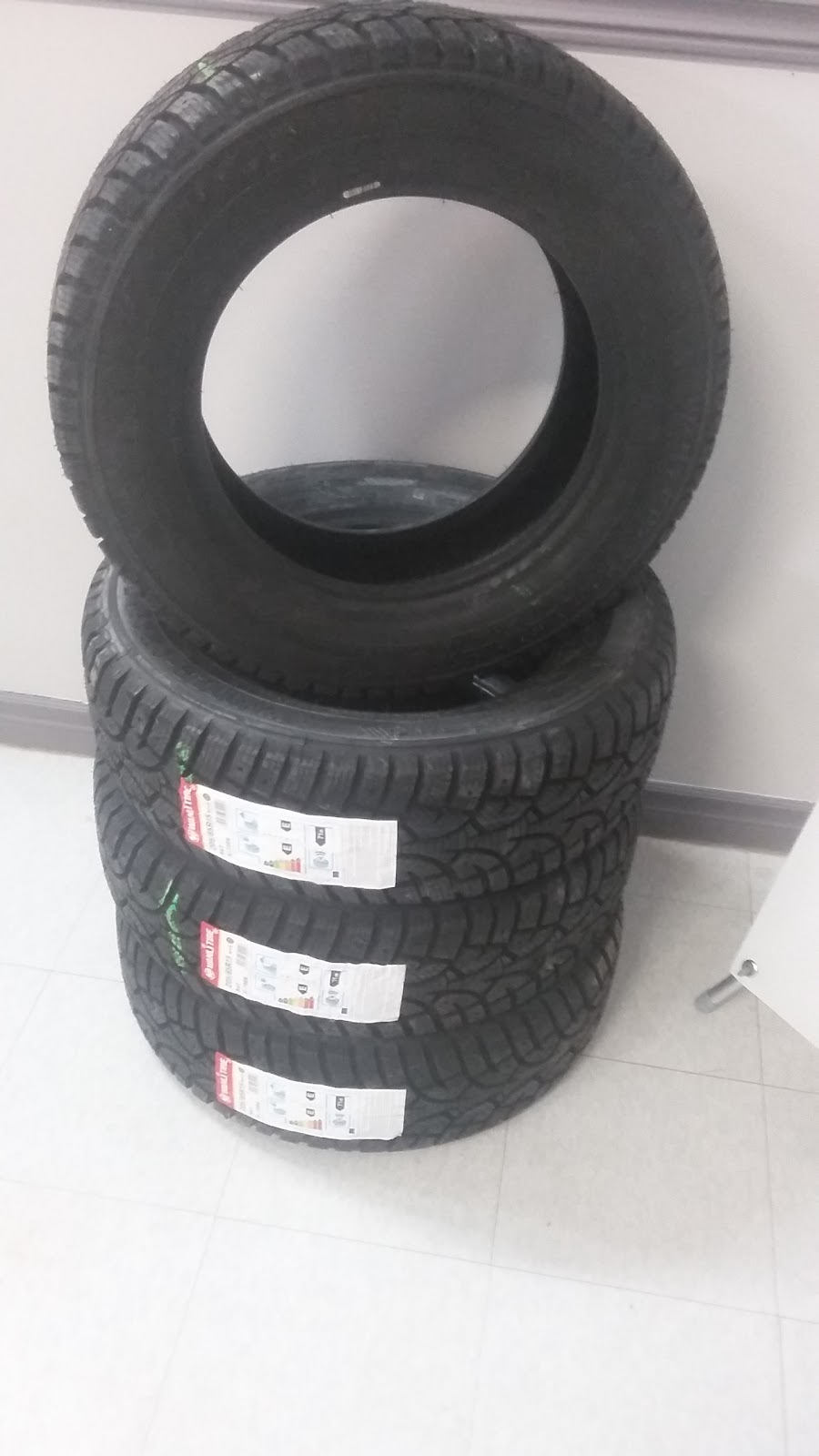 Sherwood Truck & Auto Repair | 149 Sherwood Rd, Charlottetown, PE C1E 0E5, Canada | Phone: (902) 367-1631