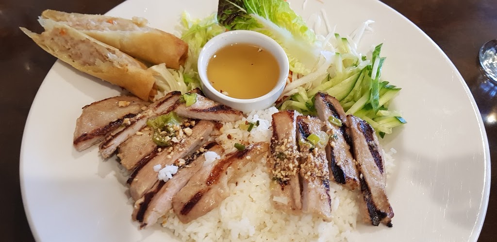 Mai Restaurant | 40 Champlain St #18, Dieppe, NB E1A 1N3, Canada | Phone: (506) 388-7501