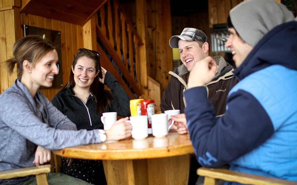 Pub Amigo | 448 Chemin du Mont-des-Cascades, Cantley, QC J8V 3B2, Canada | Phone: (819) 827-0301