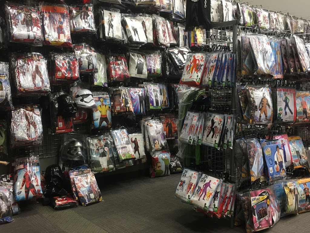 LENTREPÔT DE HALLOWEEN | 2605 Boulevard Daniel-Johnson, Laval, QC H7T 1S8, Canada | Phone: (450) 973-8101