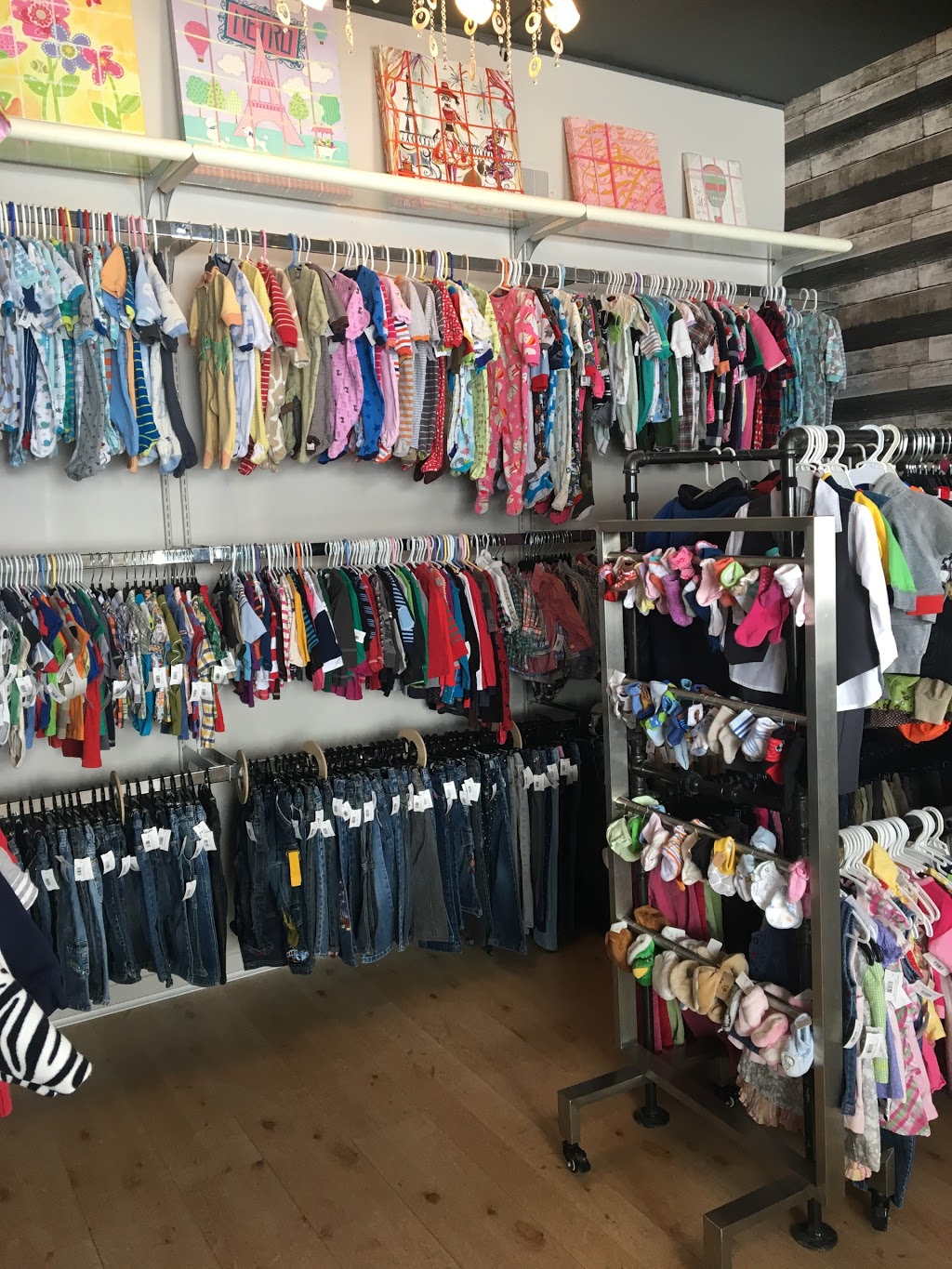Mother Moose Boutique | 1-1131 Gainsborough Rd, London, ON N6H 5L5, Canada | Phone: (519) 619-1880