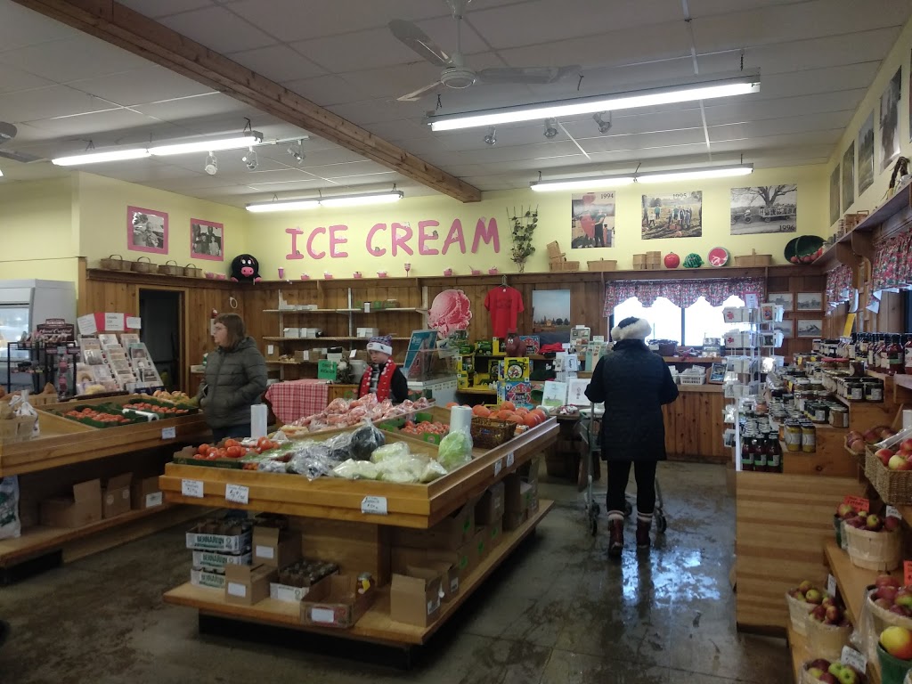 Burnham Family Farm Market | 7760 County 2 Rd, Cobourg, ON K9A 0X4, Canada | Phone: (905) 373-4578
