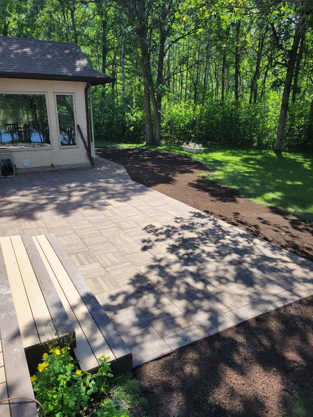 Gittins Landscaping | 33 Courage Pl, Winnipeg, MB R3X 1W6, Canada | Phone: (204) 471-3487