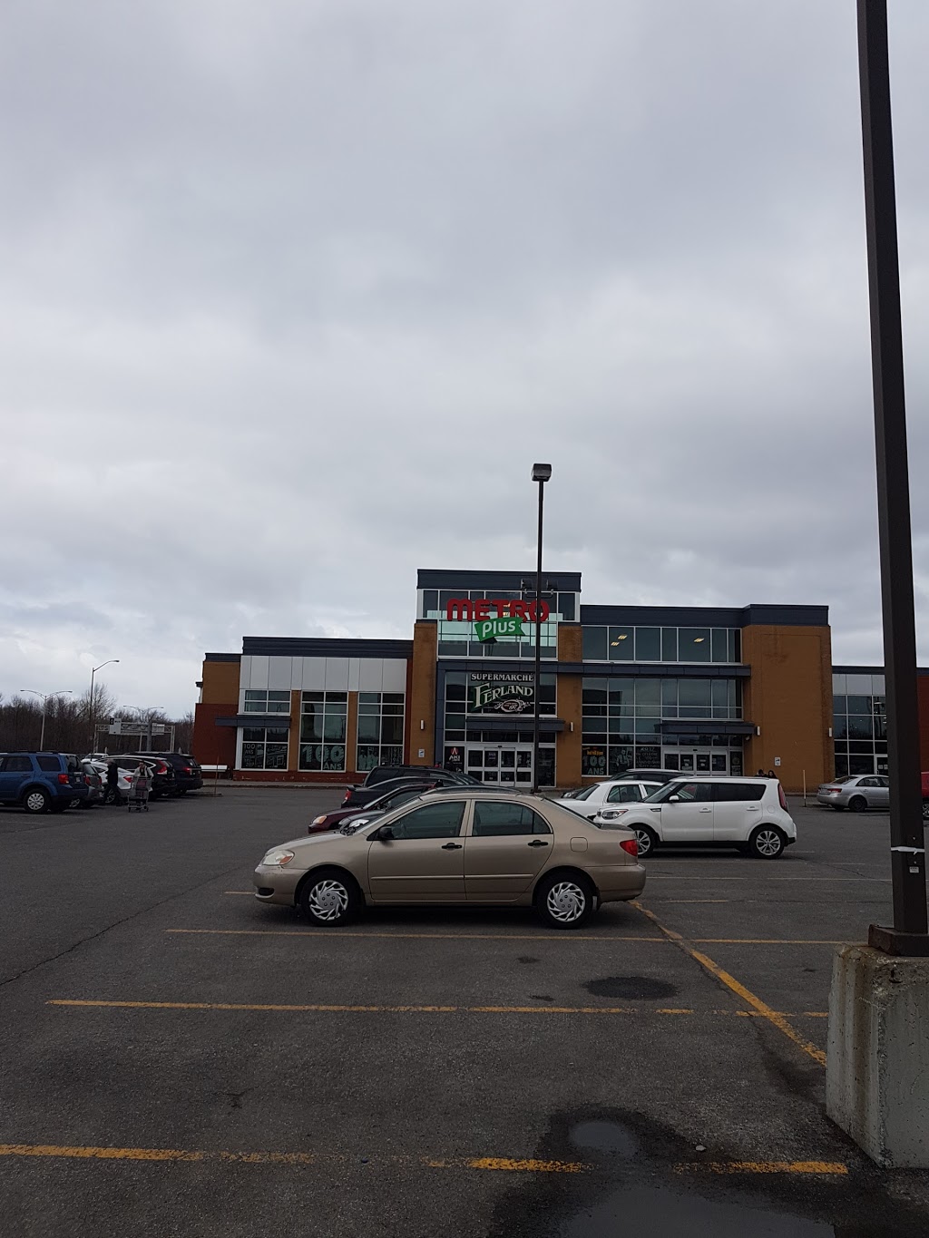 Metro Plus Ferland Du Marais | 1625 Rue du Marais, Québec, QC G1M 0A2, Canada | Phone: (418) 688-1441
