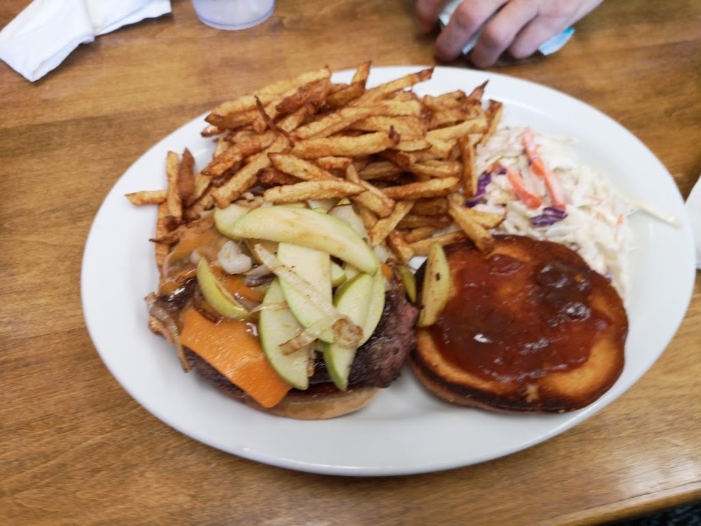 Just Like Moms | 150 N Rankin St, Southampton, ON N0H 2L0, Canada | Phone: (226) 435-3009