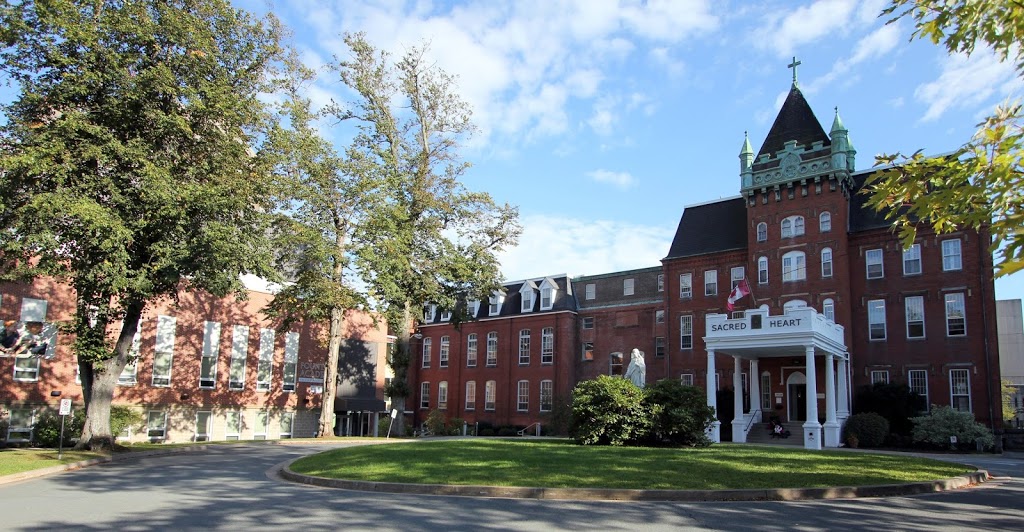 Sacred Heart School of Halifax | 5820 Spring Garden Rd, Halifax, NS B3H 1X8, Canada | Phone: (902) 422-4459