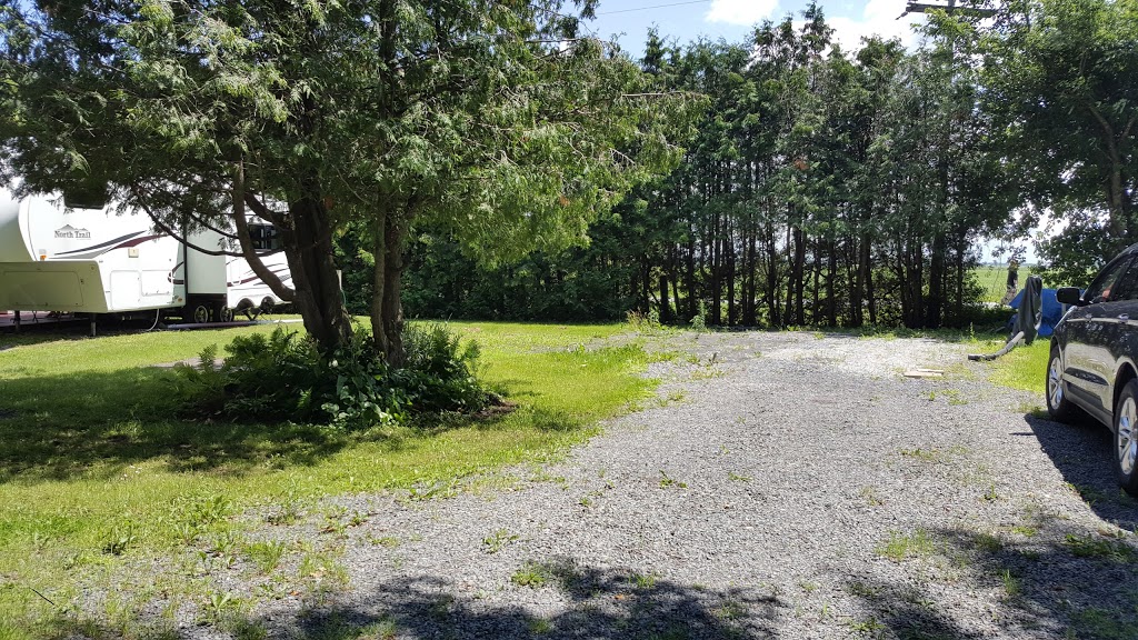 Camping Oasis Du Richelieu | 176 Rang Goyette, Henryville, QC J0J 1E0, Canada | Phone: (450) 294-2332
