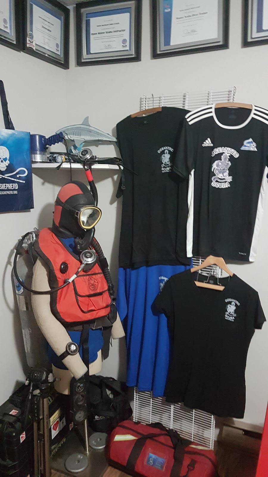 Oceantec Scuba | 177 Jebbs Rd, Kaleden, BC V0H 1K0, Canada | Phone: (250) 493-8951