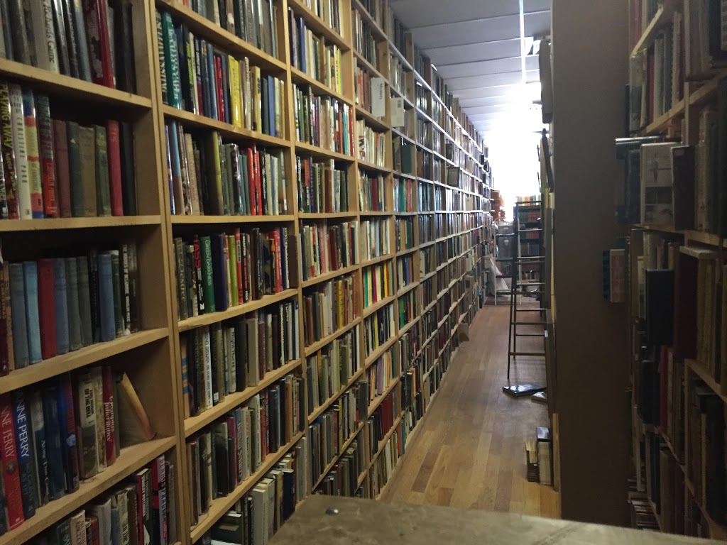Nermans Books & Collectibles | 700 Osborne St, Winnipeg, MB R3L 2B9, Canada | Phone: (204) 475-1050