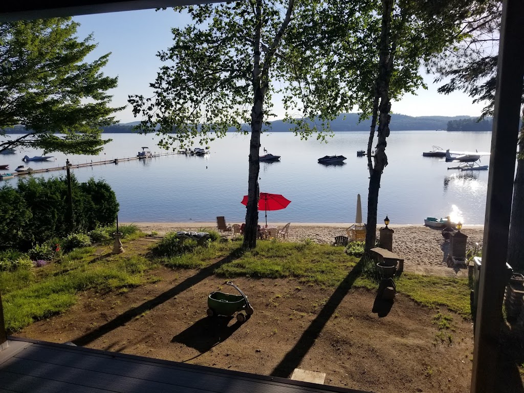 Les Chalets Du Manoir | 938 Chem. du Tour du Lac, Chénéville, QC J0V 1E0, Canada | Phone: (819) 428-3000