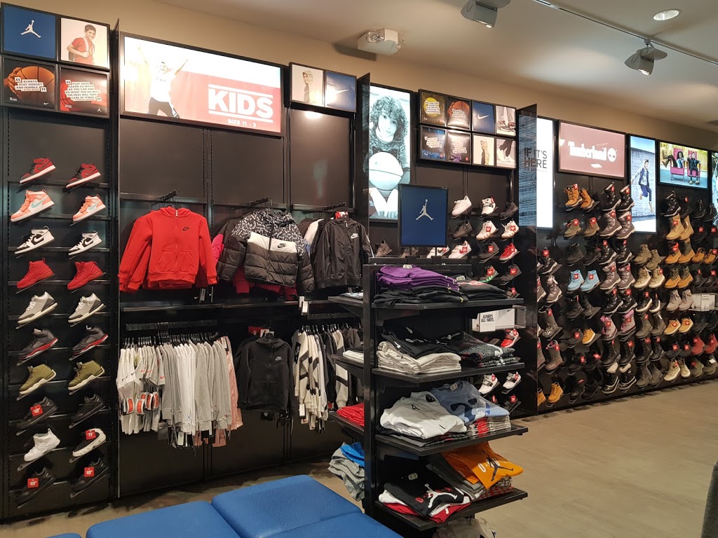 Kids Foot Locker | 5100 Erin Mills Pkwy Ste B121, Mississauga, ON L5M 4Z5, Canada | Phone: (905) 828-8607