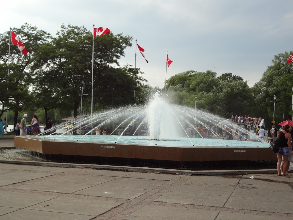 William Meany Maze | Avenue of the Island, Toronto, ON M5J, Canada