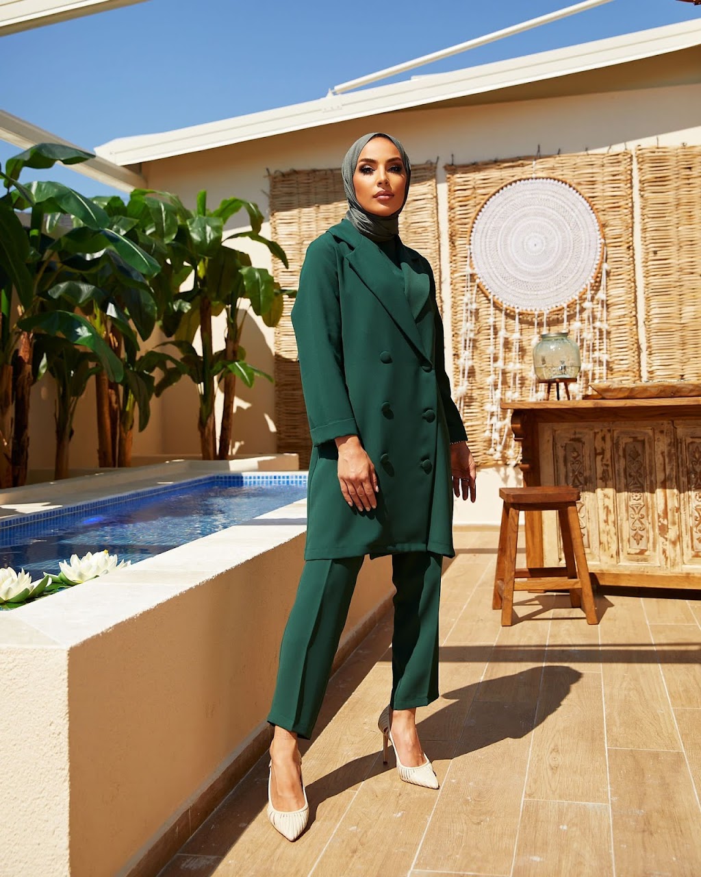 Moda Roza | 69 Macleod St, Toronto, ON M6L 2M8, Canada | Phone: (647) 649-9127