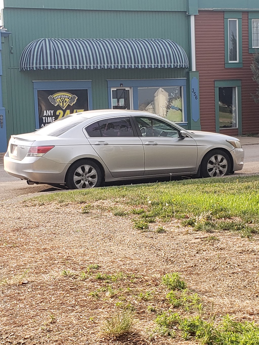 Everybodys Gym | 356 4 St W, Drumheller, AB T0J 0Y3, Canada | Phone: (403) 823-4567