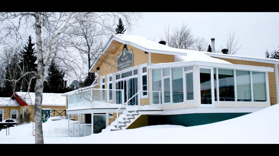 Auberge et Chalets sur le Lac | 2000 Chemin du Motel-sur-le-Lac, Lac-Mégantic, QC G6B 2S1, Canada | Phone: (819) 583-0293