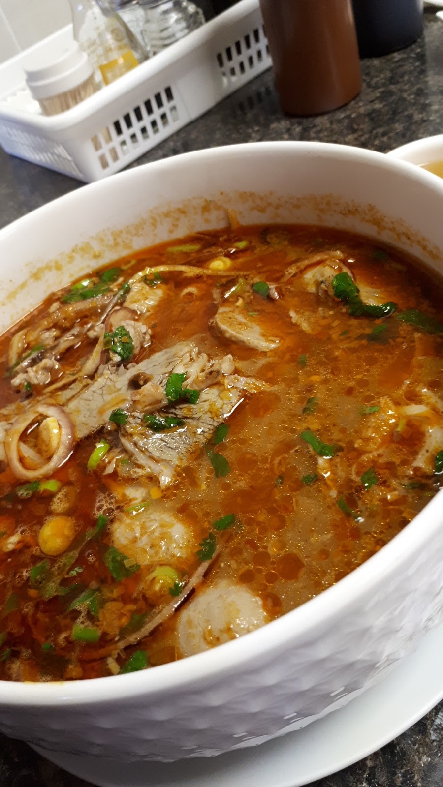 Pha Le Restaurant | 2115 27 Ave NE, Calgary, AB T2E 7E4, Canada | Phone: (403) 291-3661