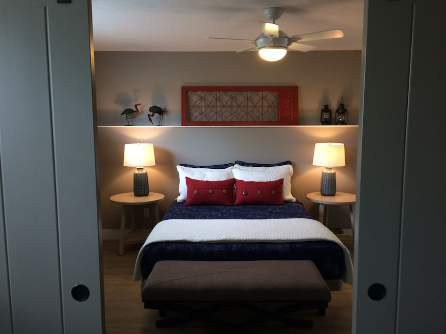 Dragonfly B&B | 1414 Harvard Ave, Comox, BC V9M 2X2, Canada | Phone: (250) 650-5144