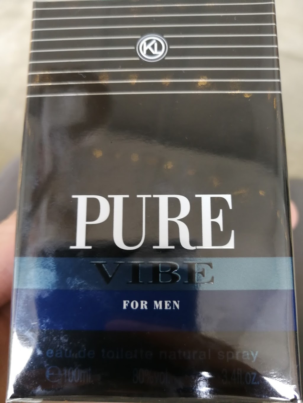 Signature Perfume | 300 Taylor Rd, Niagara-on-the-Lake, ON L0S 1J0, Canada | Phone: (905) 684-0008