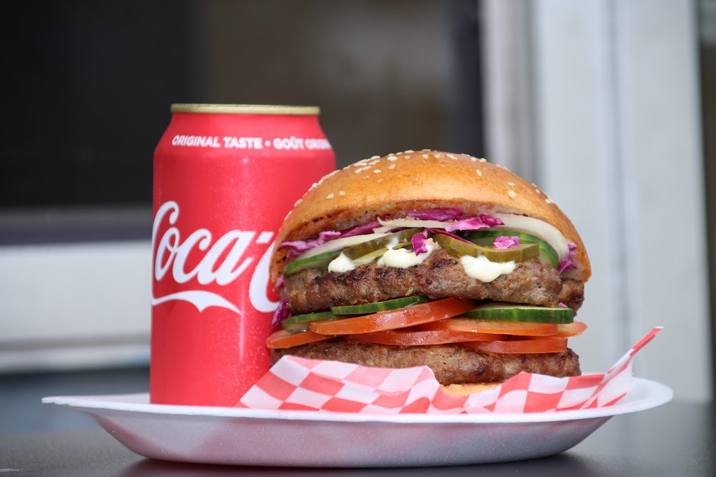 Deli 770 | 265 Boulevard Alexis-Nihon, Saint-Laurent, QC H4M 2A4, Canada | Phone: (514) 748-0770