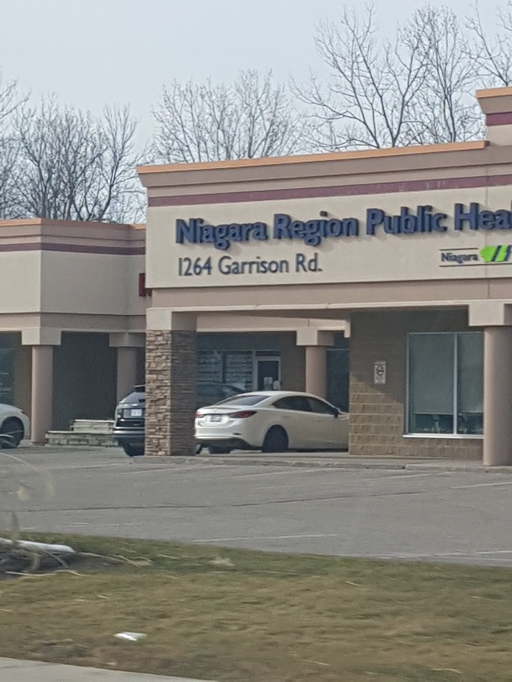 Central Park Plaza | 1326 Garrison Rd, Fort Erie, ON L2A 5A3, Canada