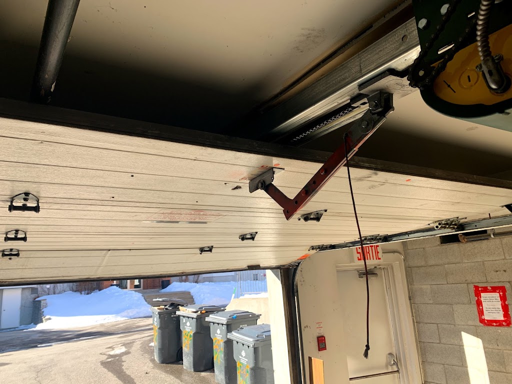 DoorMaster | 5525 Trent Ave, Côte Saint-Luc, QC H4W 2B8, Canada | Phone: (514) 613-8854