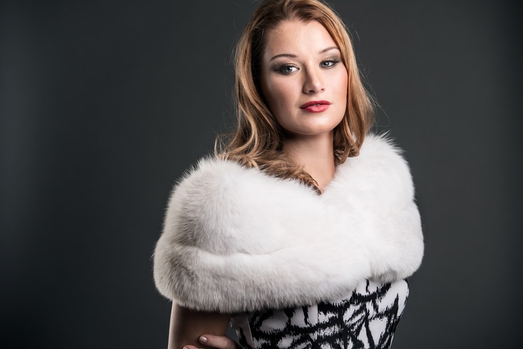 Alex Furs | 186 Spadina Ave #12, Toronto, ON M5T 3B2, Canada | Phone: (416) 703-0734