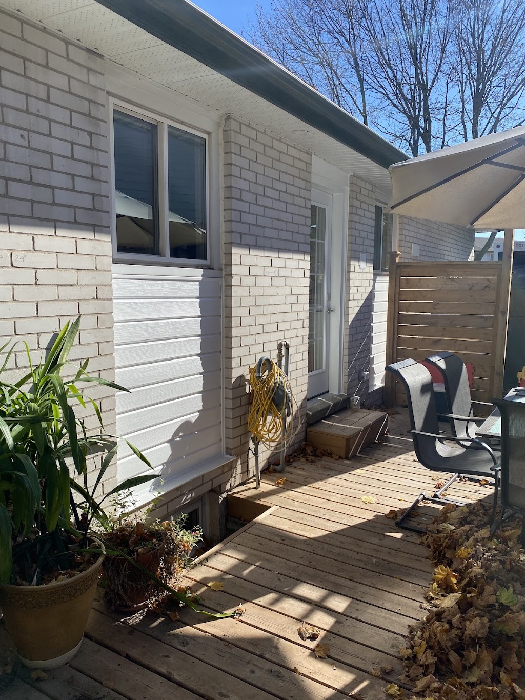 G & V Windows and Doors | 224 Edgehill Dr, Barrie, ON L4N 7X1, Canada | Phone: (647) 891-2712