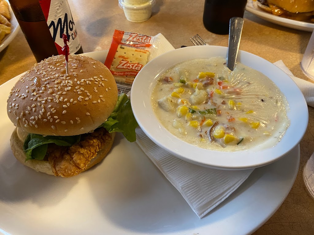 Sams Family Restaurant | 2 Centennial Dr, Cornwall, PE C0A 1H0, Canada | Phone: (902) 370-7267