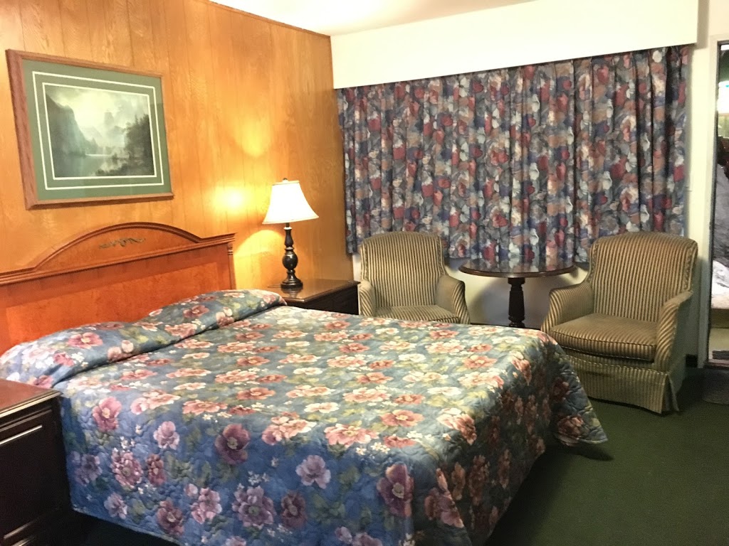 Inn Towne Motel | 510 Water Ave, Hope, BC V0X 1L0, Canada | Phone: (604) 689-7276