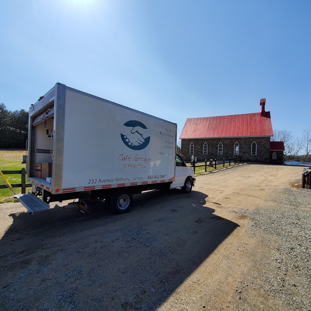 Trinity Community Center | 2 Chem. Cambria, Gore, QC J0V 1K0, Canada | Phone: (450) 562-2025