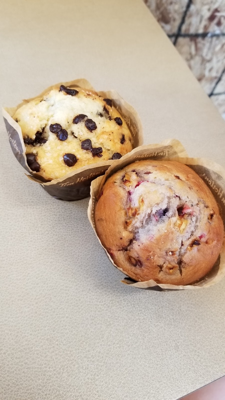 Tim Hortons | 30 Eglinton Ave W Unit C14, Mississauga, ON L5R 3E7, Canada | Phone: (905) 712-0202