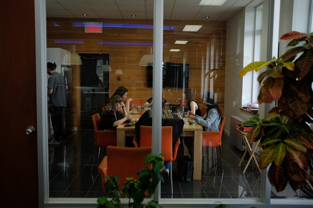 Oranje | 264 Rue dAssise, Vallée-Jonction, QC G0S 3J0, Canada | Phone: (418) 476-1552