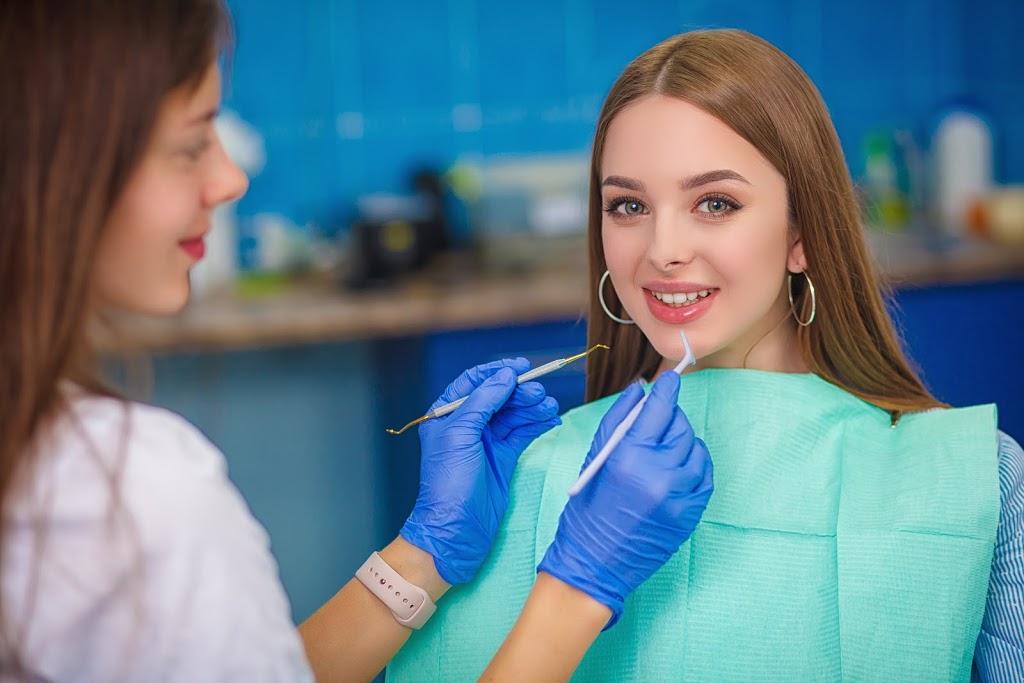Toronto Dentist Office | 5460 Yonge St Suite 201, North York, ON M2N 6K7, Canada | Phone: (416) 733-7855