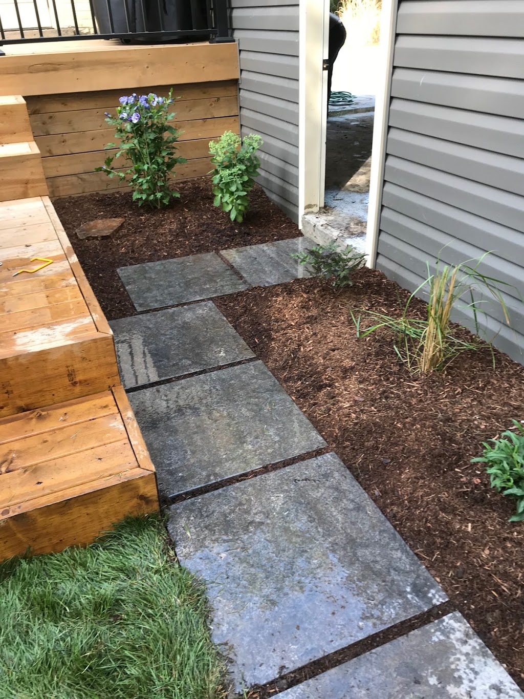 Drummond Brothers Landscaping | 99 Huron Rd, Mitchell, ON N0K 1N0, Canada | Phone: (519) 702-2725
