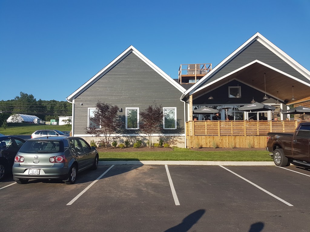 The Turtleback Tap & Grill | 3187 Nova Scotia Trunk 2, Fall River, NS B2T 1J5, Canada | Phone: (902) 860-3610