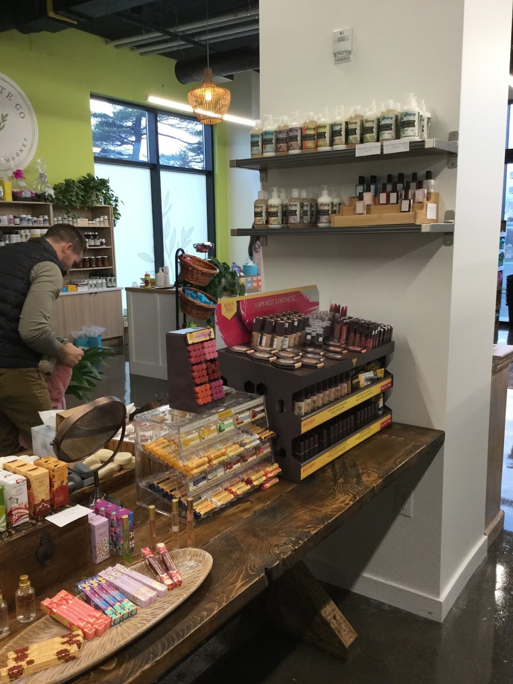 Luminate Co Wellness Market | 486 Starboard Dr, Bedford, NS B3M 0N6, Canada | Phone: (902) 835-9319