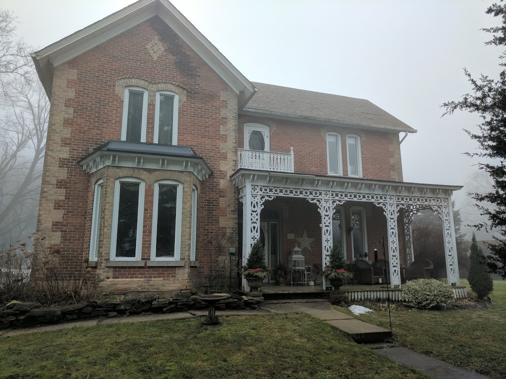Devonshire Guest House | 3 Union St, Erin, ON N0B 1T0, Canada | Phone: (519) 833-2187