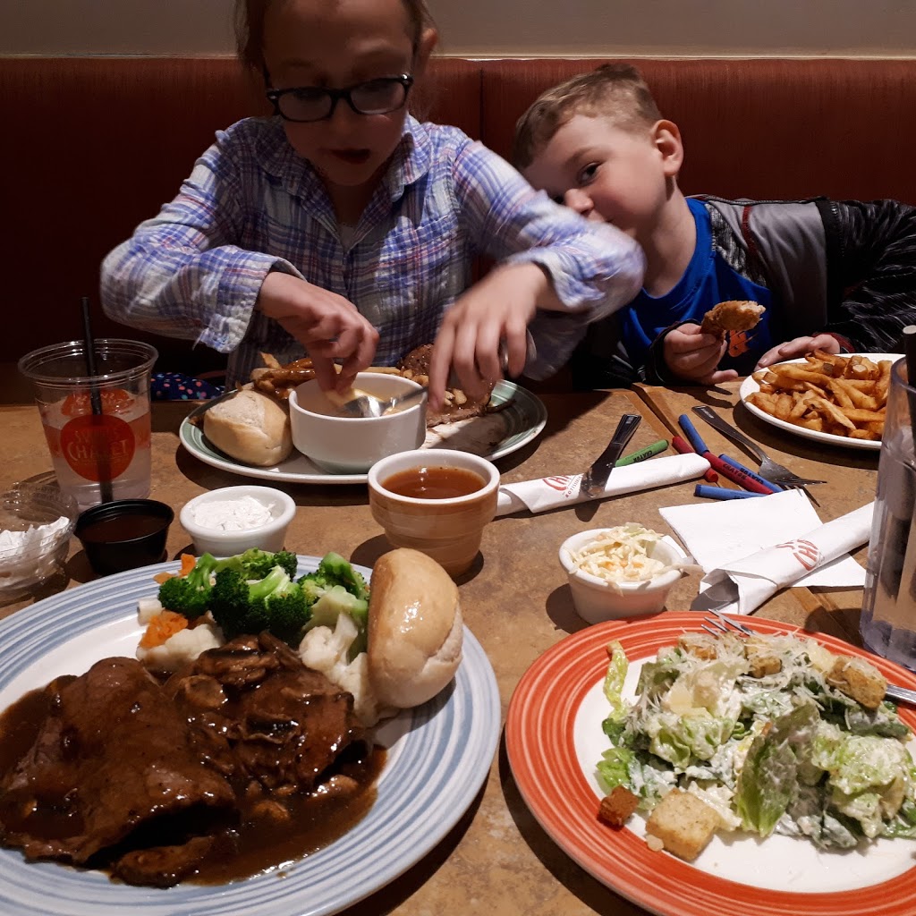 Swiss Chalet Rotisserie & Grill | 5165 Dixie Rd, Mississauga, ON L4W 4G1, Canada | Phone: (905) 238-0798