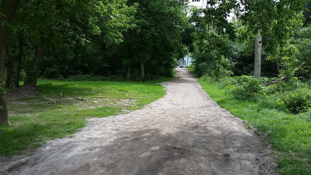 Cambridge to Paris Rail Trail - Glen Morris Trail Access | Forbes St, Glen Morris, ON N0B 1W0, Canada | Phone: (519) 621-2761