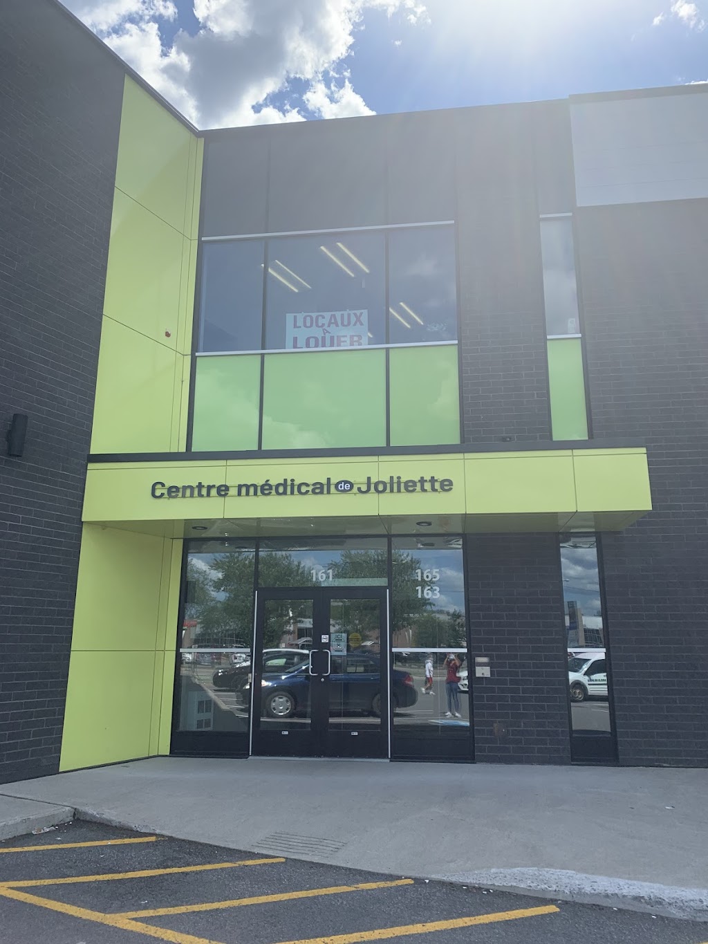 Avenue Chiro | 163 Rue Beaudry N Suite104, Joliette, QC J6E 6A6, Canada | Phone: (438) 378-3358