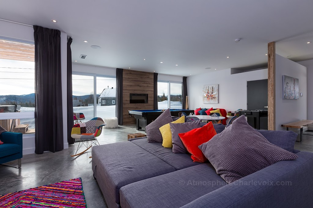 Maison Atmosphère Charlevoix | 18 Chemin des Prés, Petite-Rivière-Saint-François, QC G0A 2L0, Canada | Phone: (418) 840-9221
